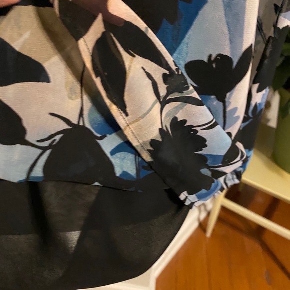 EUC Calvin Klein Chiffon Lace Front Blouse - Picture 6 of 8